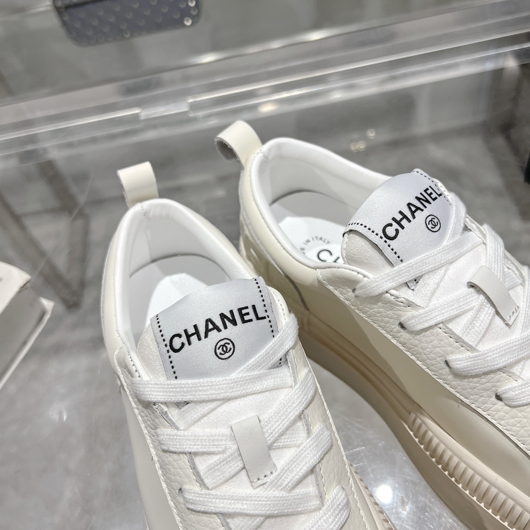 Women's high heels